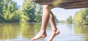 Инфекции и вирусы: на каких пляжах Харькова и области опасно купаться