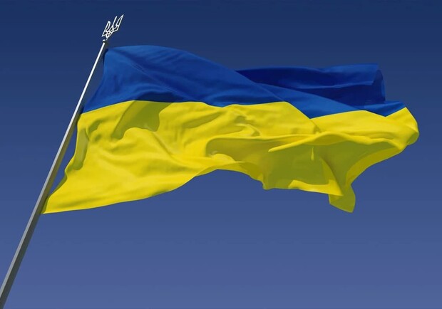 В Харькове подняли украинский флаг на самом высоком флагштоке Европы