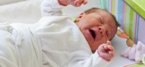 Медсестер отстранили: в Запорожье малышка получила серьезные ожоги в перинатальном центре