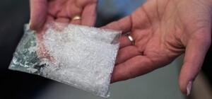 Попала в больницу: в Никополе родители заставляли 15-летнюю девочку употреблять наркотик