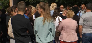 На сумках под ВУЗом: студентов мединститута не пустили в общежитие