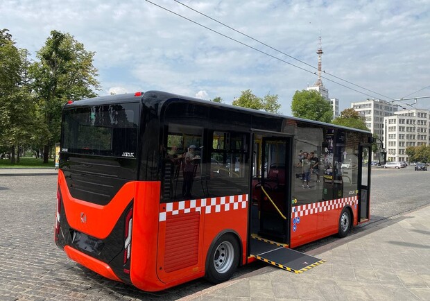 Турецкие автобусы выходят на три маршрута в Харькове