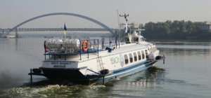 Пока тестируют: из Киева в Канев отправился первый скоростной теплоход 