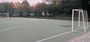 Состояние — тяжелое: в Харькове на 6-летнего мальчика упали футбольные ворота