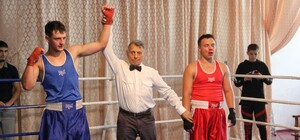 От юношей до тяжеловесов: в Люботине состоялся турнир по боксу