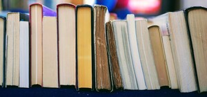 Позбудься минулого: куди подіти непотрібні книги у Львові