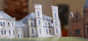 Шаровка на ладони: в Харькове выйдет книга с 3D-страницами 