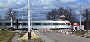 На три дня: в Песочине временно закроют железнодорожный переезд