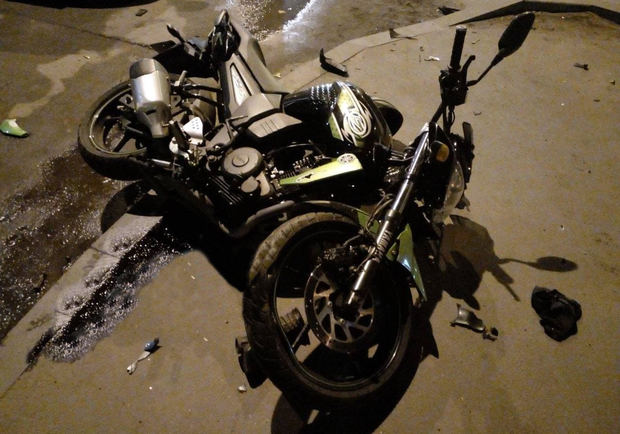 В Харькове мотоциклист вылетел с дороги и погиб. Фото: СТО Харьков