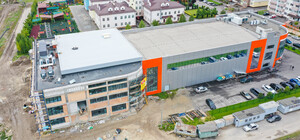 Уже испытали водой: заканчивается строительство бассейна в Слобожанском