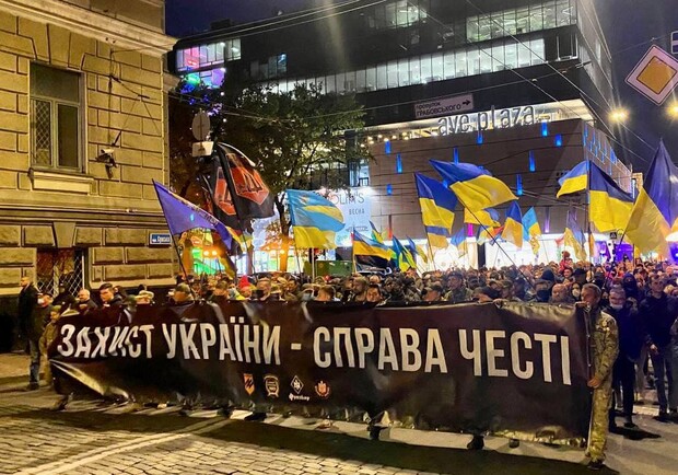 В Харькове прошел марш защитников Украины. Фото: Суспільне