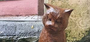 В Одессе установили скульптуру кота-редактора: он жил в издательстве