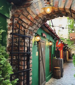 Сохраняй в закладки: 10 кафе и ресторанов Одессы, которые открыты в 