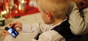 Остался месяц: одесским школьникам запретят пользоваться телефонами