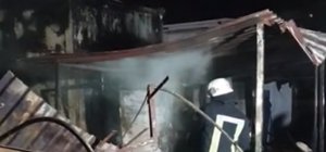 Пылают киоски: в Запорожье горит Крытый рынок