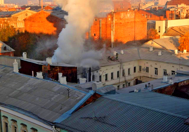 На Полтавском шляхе горела квартира. Фото: kh.dsns.gov.ua