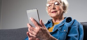 Субсидии, пенсии, справки из ЗАГСа: в 