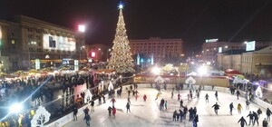 Будут устанавливать каток: часть площади Свободы перекроют до апреля