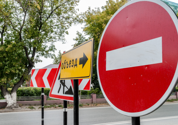 Улица Баррикадная будет закрыта для транспорта до конца ноября. Фото: pikabu.ru