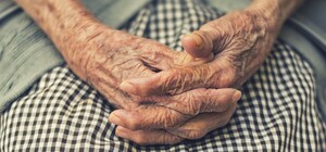 Мінімальна пенсія у 2022 році: кому платитимуть 7 800 гривень