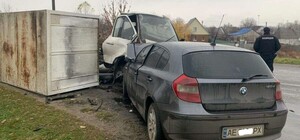 В Новомосковске столкнулись грузовик и легковушка: погибла беременная