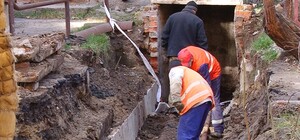 Без тепла и горячей воды: в Полтаве начали ремонт аварийного трубопровода