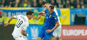 Просят УЕФА вмешаться: украинским болельщикам не выделили квоту на матч с Боснией и Герцеговиной