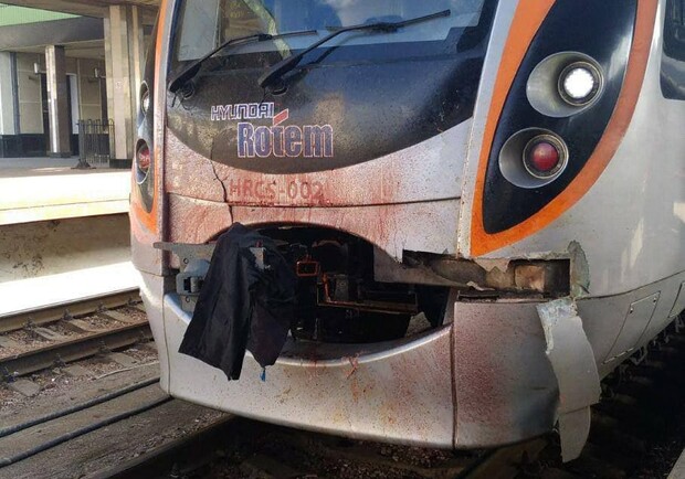 Шесть поездов опаздывают из-за смертельной аварии под Харьковом. 
