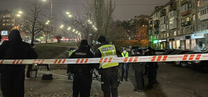 Все подробности: возле станции метро 