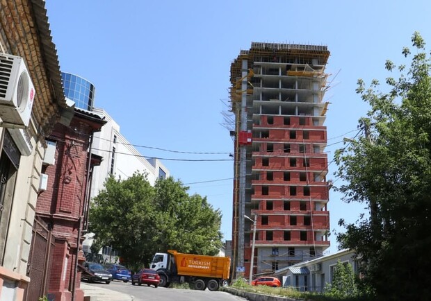 Суд арестовал квартиры в строящейся многоэтажке на Куликовской. 