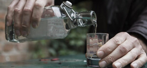 На Половках между школой и детсадом годами работает 