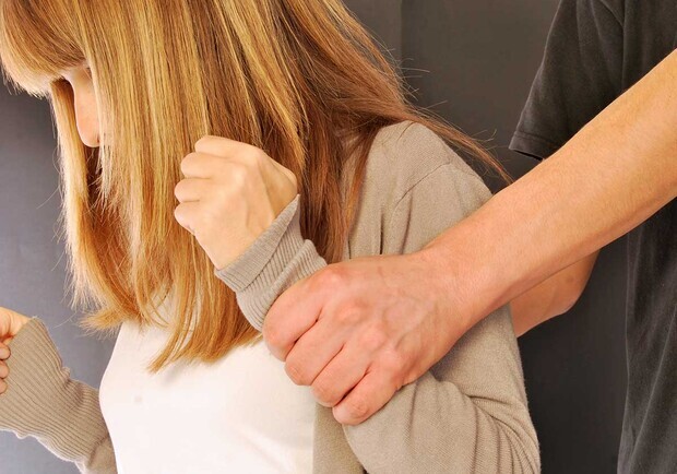 Попытка изнасилования у 