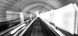 В киевском метро пассажир попал под поезд: как сейчас работает подземка