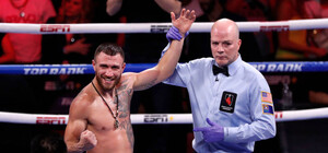 Где и когда смотреть бой Ломаченко —  Комми