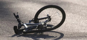 Под Запорожьем машина насмерть сбила двух мужчин на велосипеде