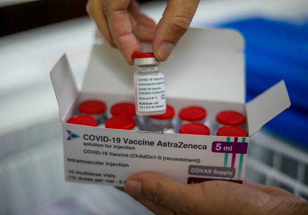 В Харьковской области утилизируют более 30 тысяч доз вакцин от коронавируса. 
