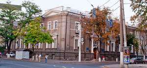 На памятник архитектуры в Одессе 