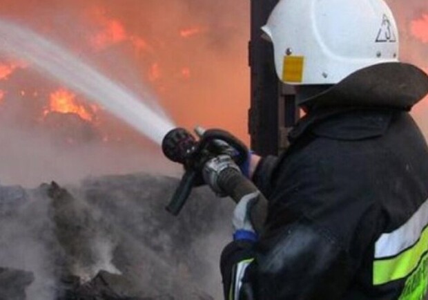 В Харькове горел строительный супермаркет. 