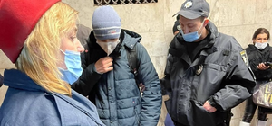 ЧП в харьковском метро: парень пытался войти в кабину машиниста