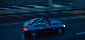  Немецкая компания Mercedes выпустила рекламу, снятую в Киеве - видео