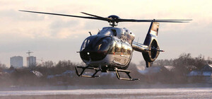Два вертолета из Франции привезли в Киев для полицейской авиации