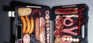 Таможенники рассказали, сколько сигарет, алкоголя и продуктов можно ввозить с собой в Украину