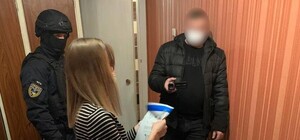 На Софиевской Борщаговке задержали мужчину, бросившего гранату в частный двор