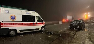Поворачивал на автозаправку: под Харьковом — смертельное ДТП с участием скорой и иномарки