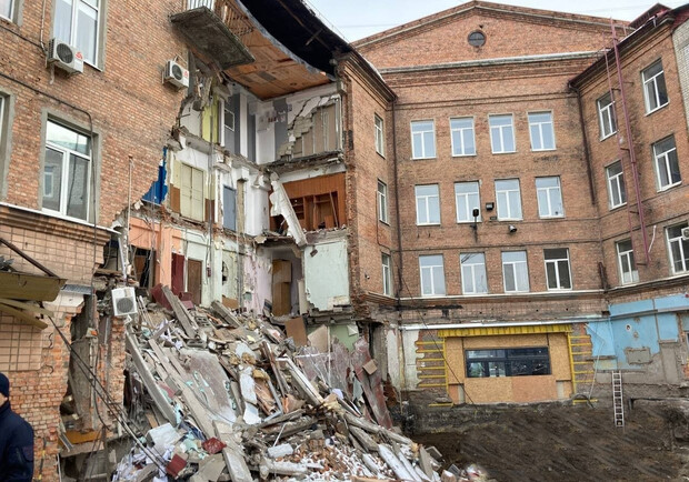 Арендаторы обвалившегося дома на проспекте Гагарина давно боялись обрушения. 