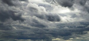 На выходных в Одессе объявили штормовое предупреждение: в мэрии просят оставаться дома 