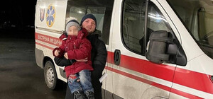 В Киеве пьяная женщина напала с ножом на своего 4-летнего сына