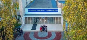 В вузе Киева запугивают именами сотрудников, умерших от Covid-19, чтобы ускорить вакцинацию