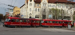 По Днепру ездит 