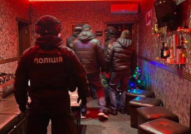 В Харькове полиция накрыла бордель. 